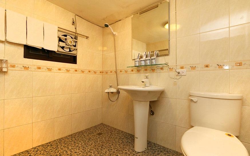 Tsuen Feng Appartement Guanshan Buitenkant foto